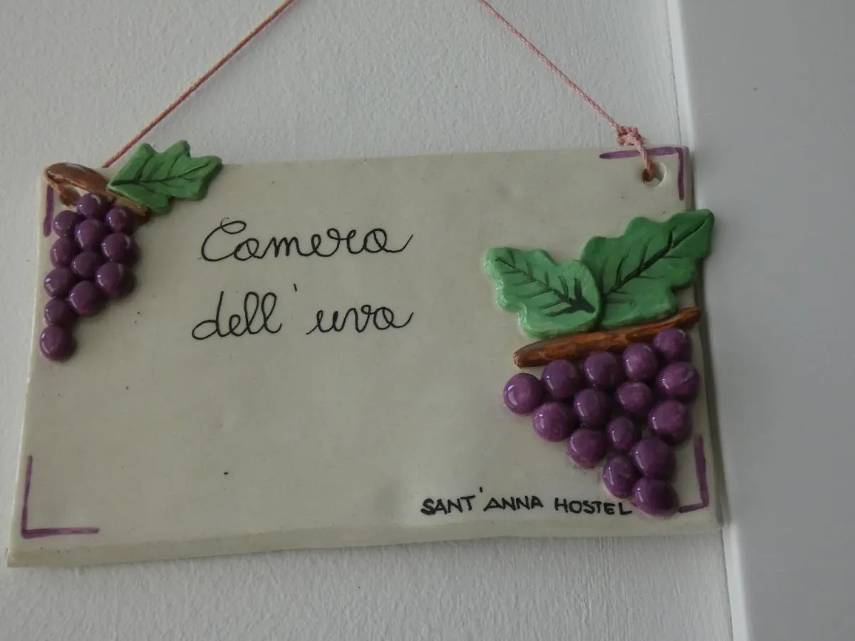 Sant'Anna Hostel La Spezia 0*,  Italia